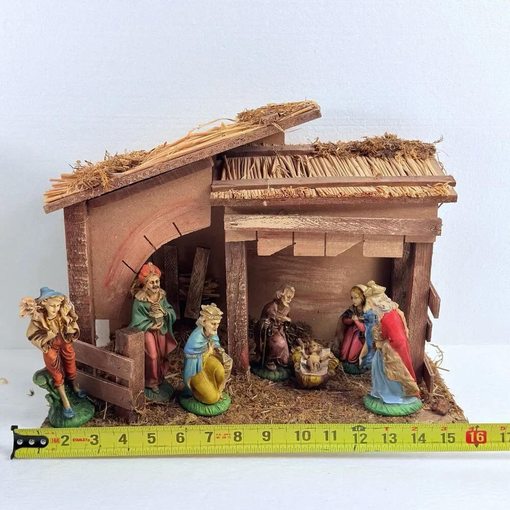 Vintage SEARS Nativity Set 7 Hand Painted Figures & Wood Stable Christmas Decor
